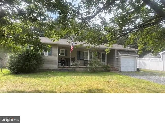 61 Leitz Blvd, TUCKERTON