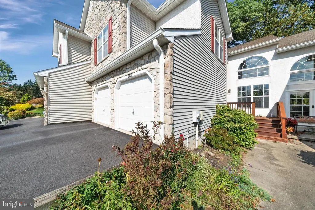 1015 Adams Way, WEST CHESTER