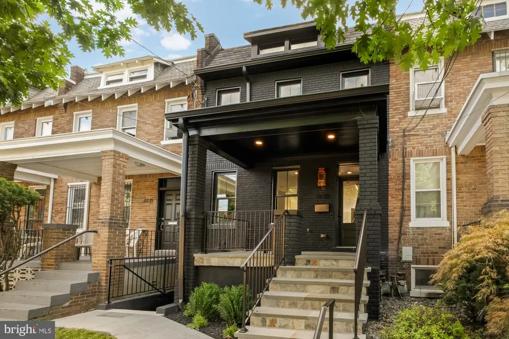 4830 8th St Nw, WASHINGTON