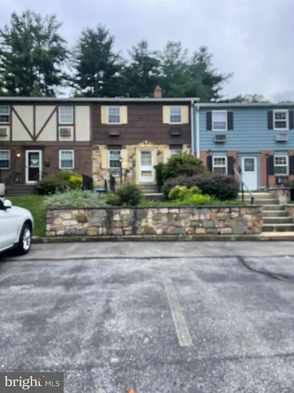 207 Walnut Hill Rd #b4, WEST CHESTER