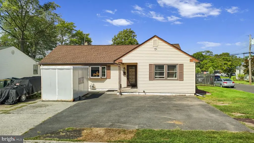 900 Tower Rd, BRISTOL