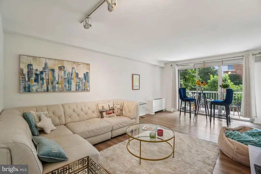 730 24th St Nw #205, WASHINGTON