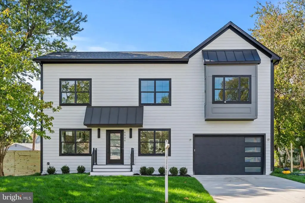 6934 Columbia Dr, ALEXANDRIA