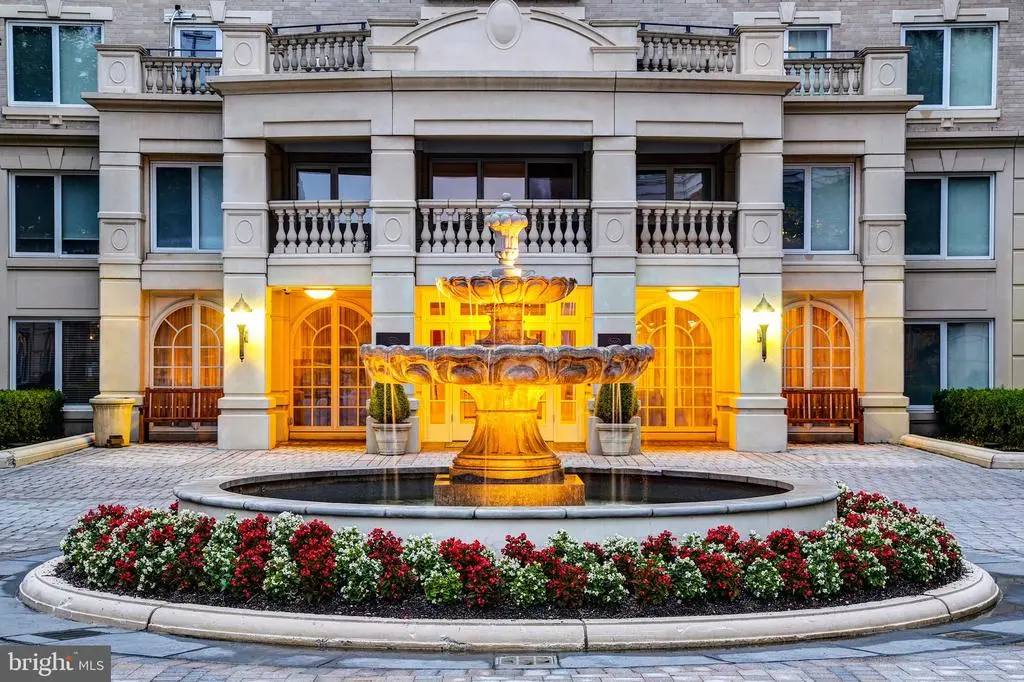 5 Park Pl #602, Annapolis