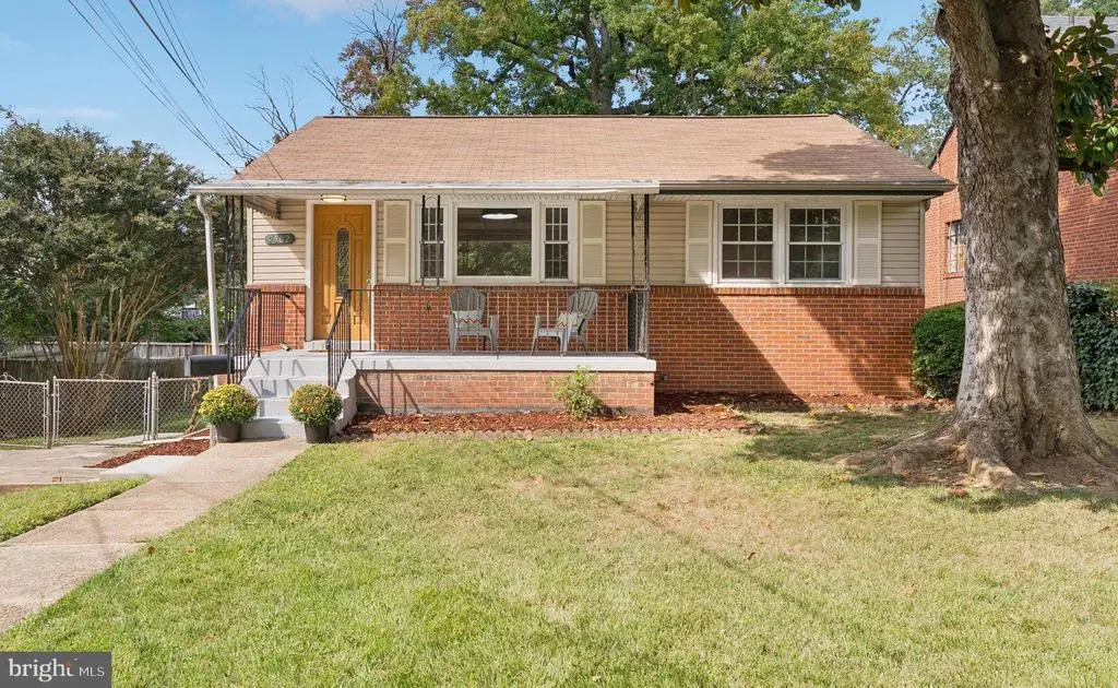 9502 50th Ave, COLLEGE PARK