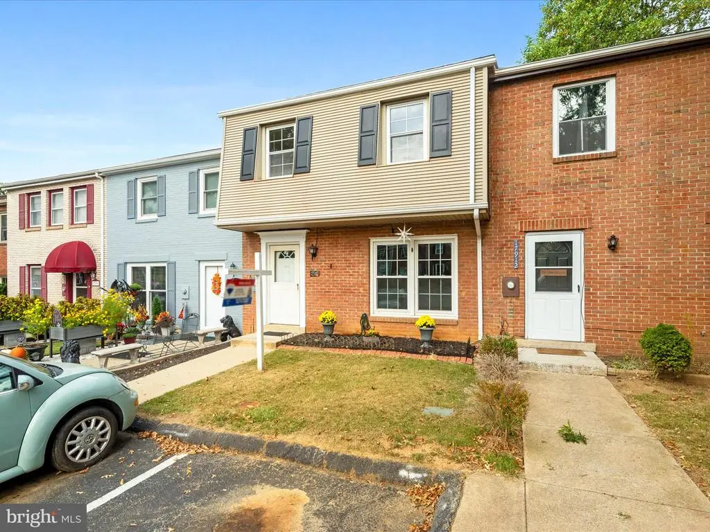 17910 Hickory Ln, Hagerstown