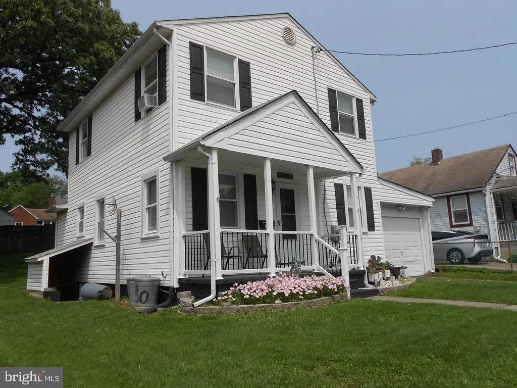 610 N Stuart St, ESSEX