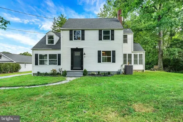 9 Penarth Dr, Wilmington