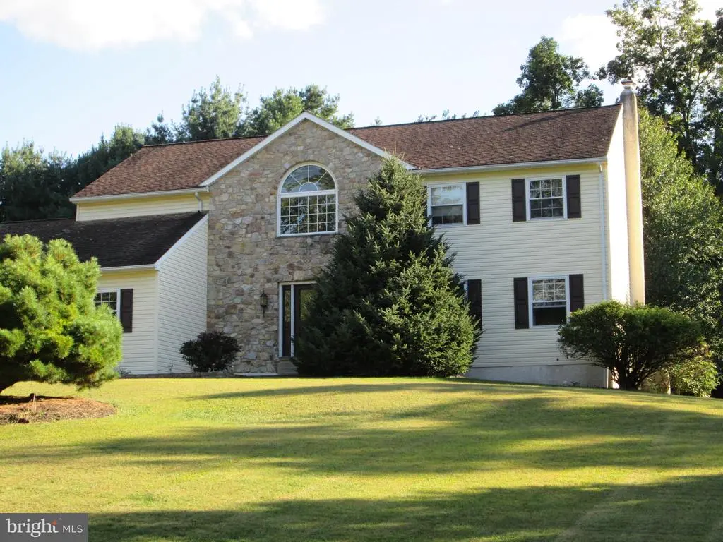 12 Lehland Dr, BOYERTOWN