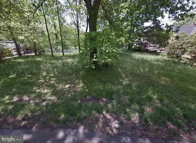 4424 Chestnut Ln, Rockville