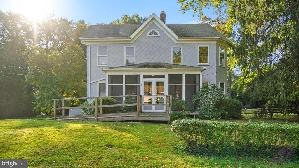 774 Dividing Creek Rd, Arnold