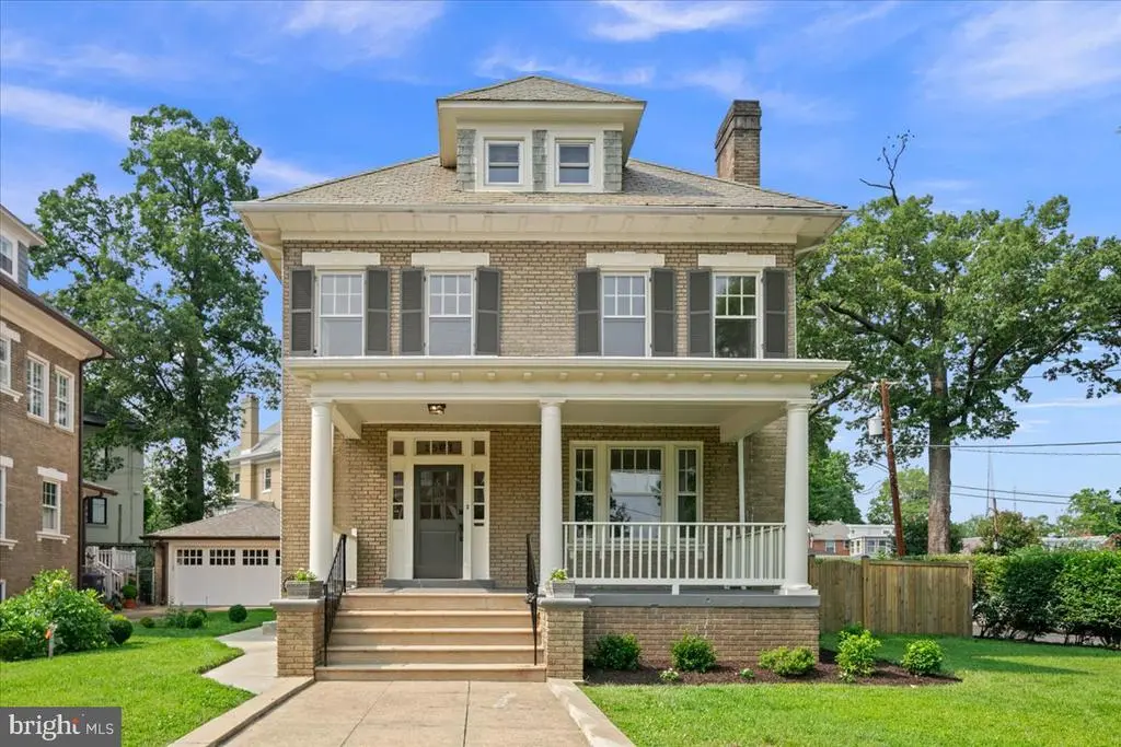 1501 Hamilton St Nw, WASHINGTON