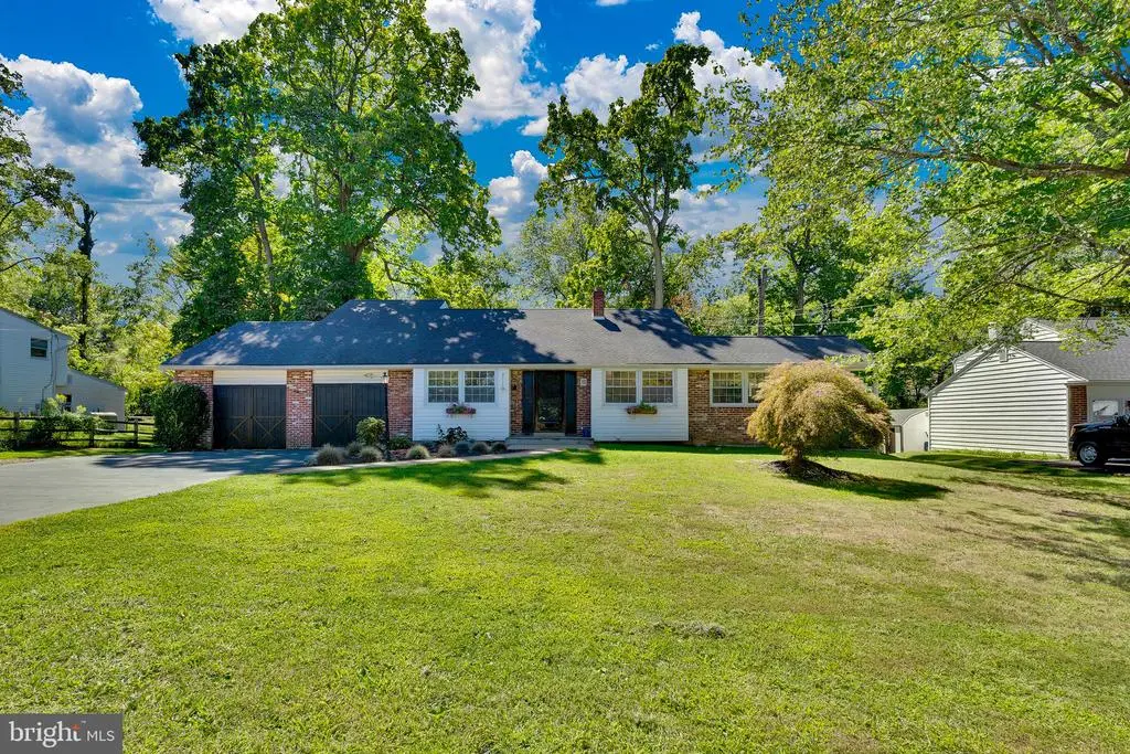 18 Lawrence Rd, Norristown