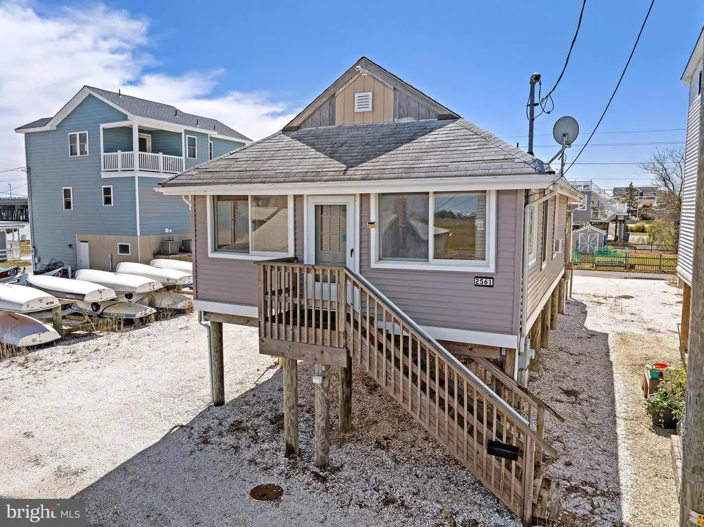 2561 Second, MANAHAWKIN