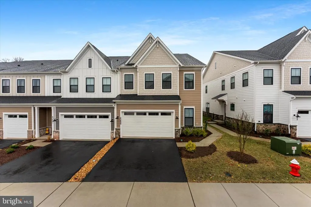43899 Siren Song Ter, LEESBURG