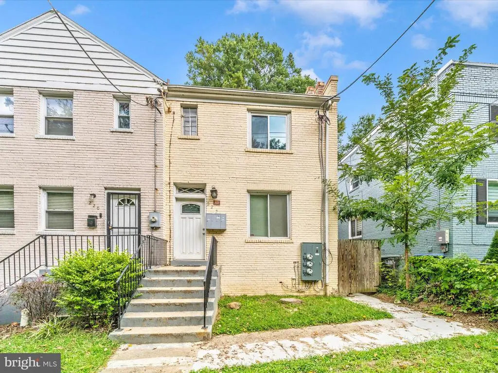 222 Malcolm X Ave Se, WASHINGTON