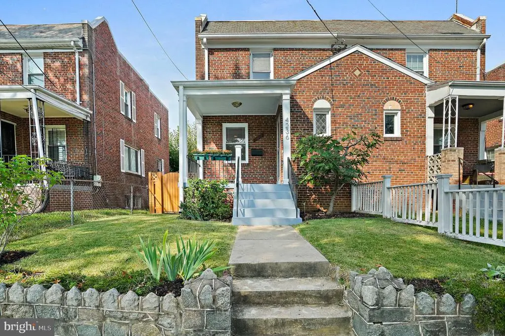 4236 14th St Ne, WASHINGTON