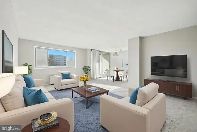 2059 Huntington Ave #503, Alexandria