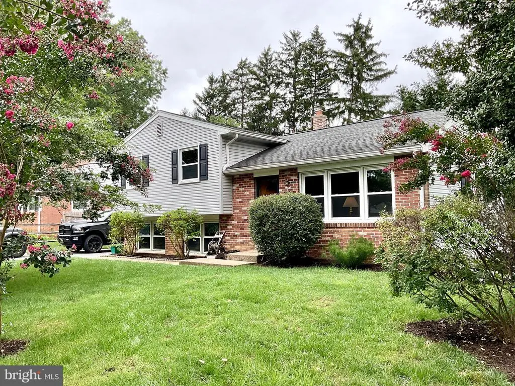 929 Irwin Ave, LANCASTER