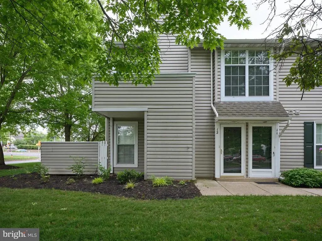 11 Meadow Ln, NEW HOPE