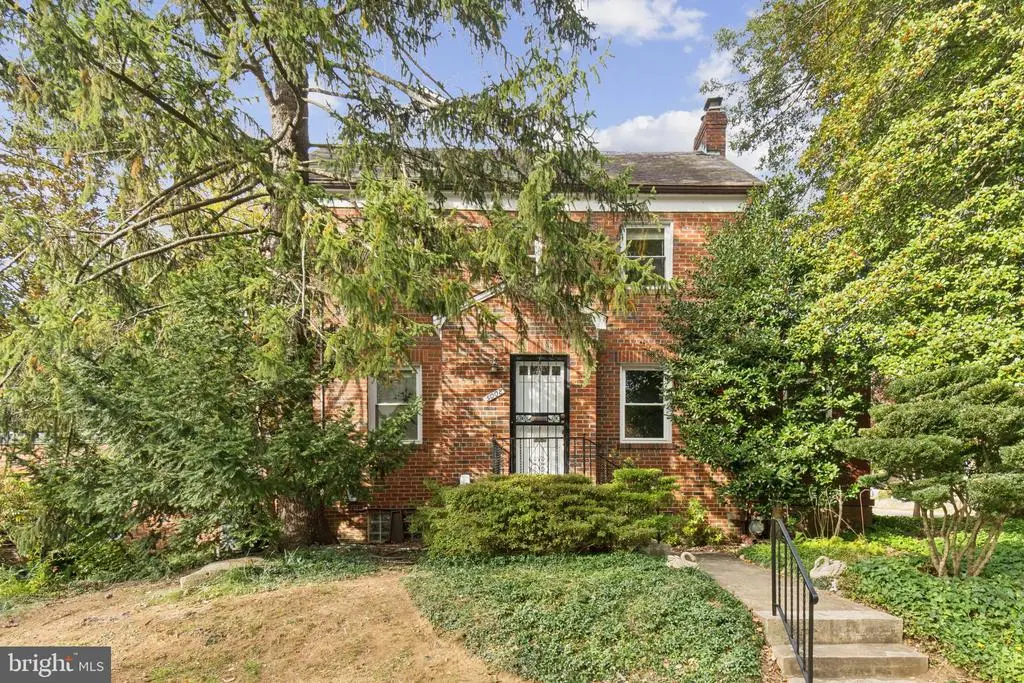 5008 44th St Nw, WASHINGTON