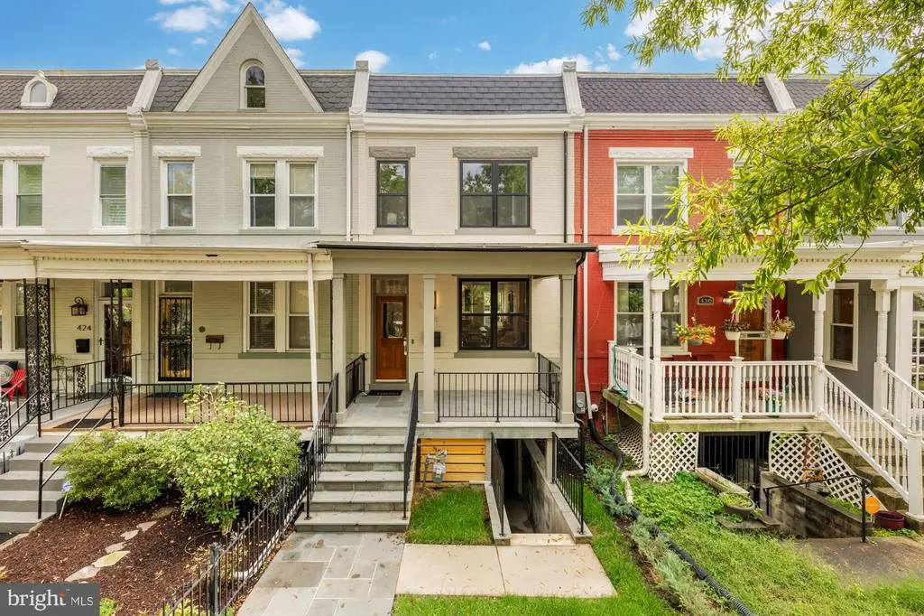 428 Shepherd St Nw, WASHINGTON