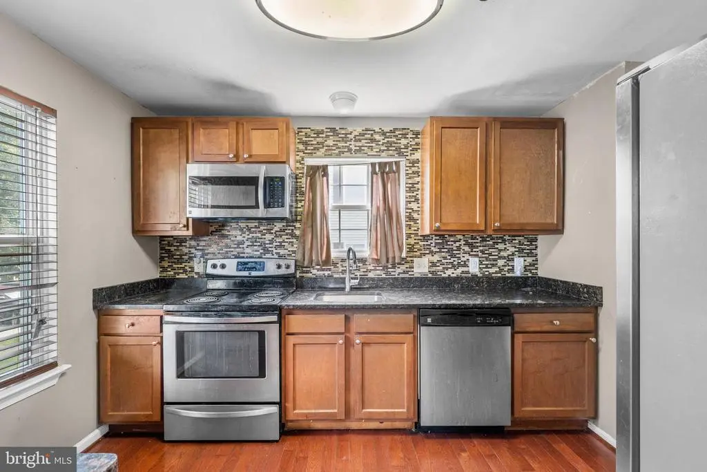 4119 Silver Park Ter, Suitland