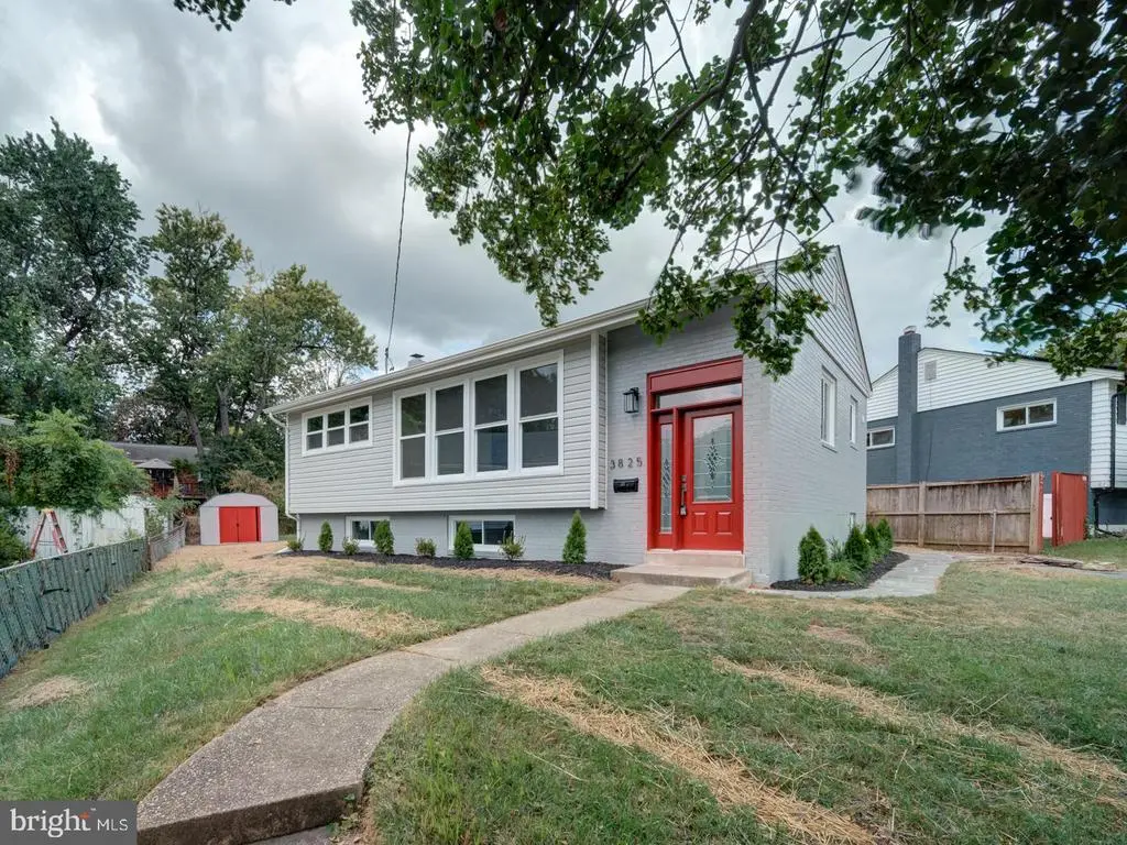 3825 Palmira Ln, Silver Spring