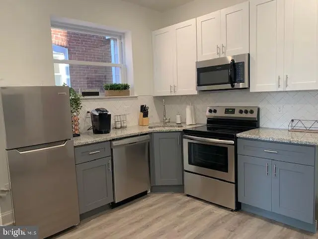 1829 N 33rd St #2f, PHILADELPHIA