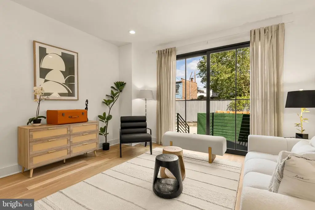 1205 10th St Nw #b, WASHINGTON