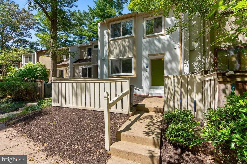 11690 Generation Ct, RESTON