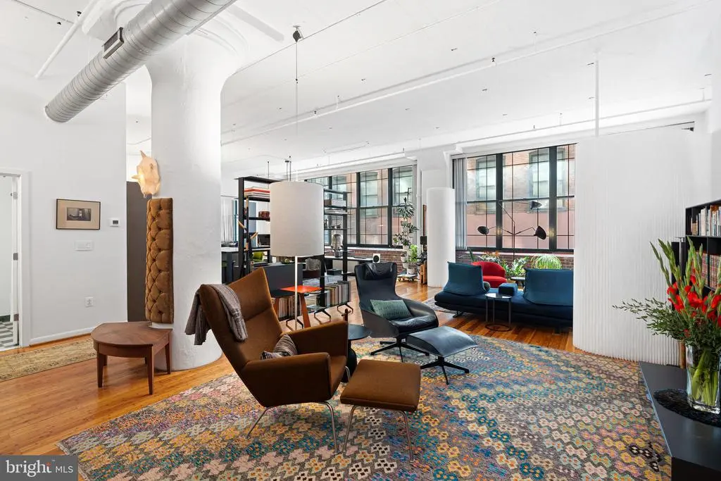 314 N 12th St #205, PHILADELPHIA