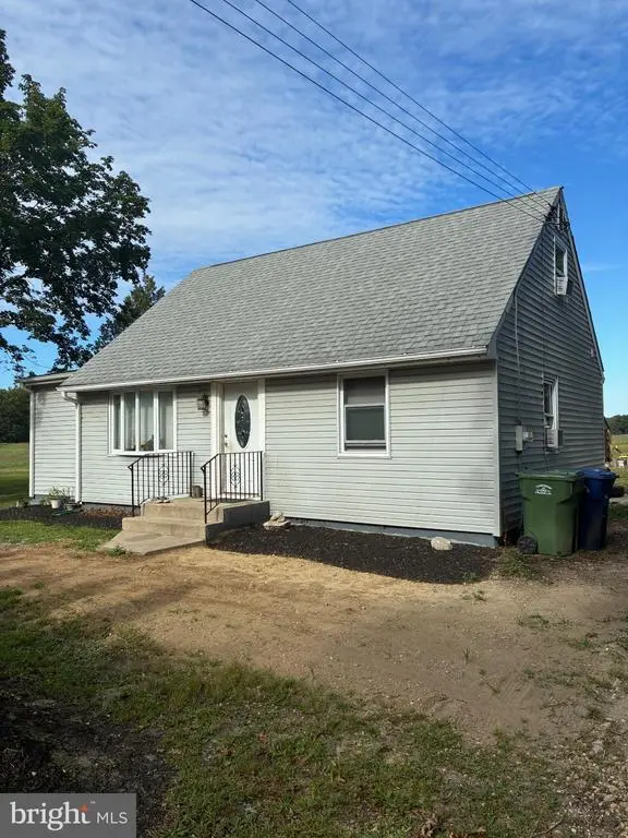 893 Fries Mill Rd, FRANKLINVILLE