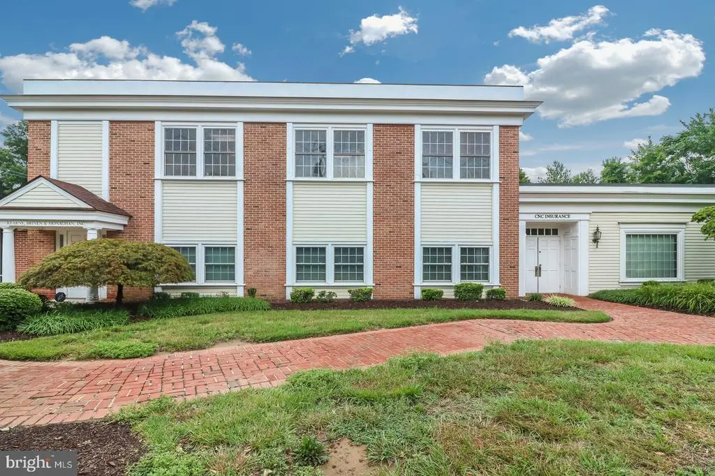 20 E Division St #a, DOVER