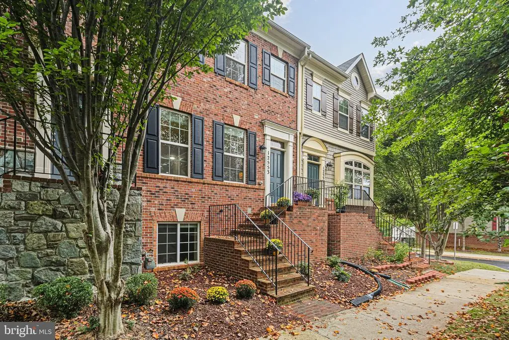 12553 Horseshoe Bend Cir, Clarksburg