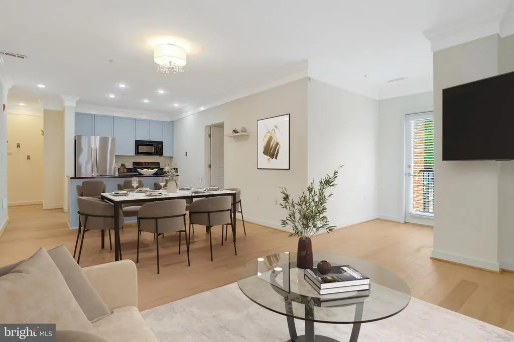 181 E Reed Ave #204, ALEXANDRIA