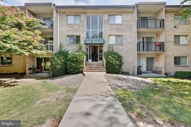 1602 Renate Dr #302, Woodbridge