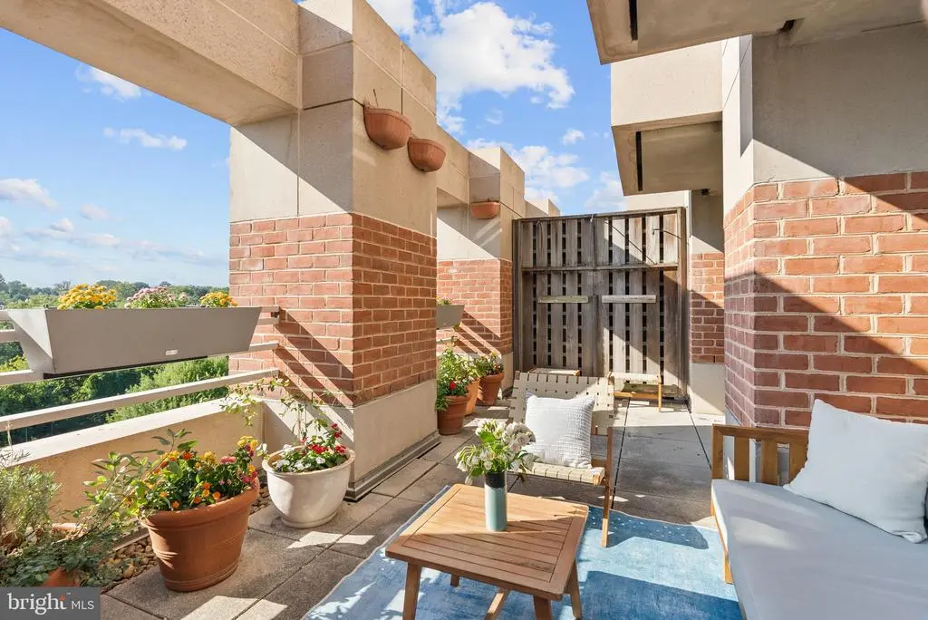 1275 25th St Nw #610, WASHINGTON