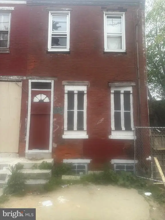 818 N 42nd St, PHILADELPHIA