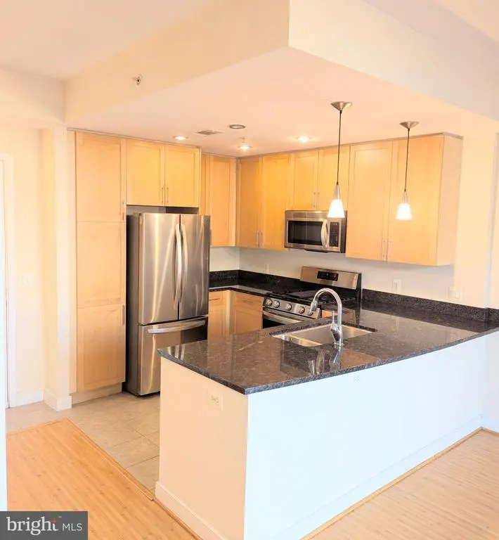 820 N Pollard St #810, ARLINGTON