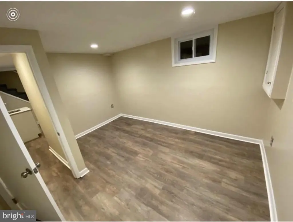 8711 34th Ave, COLLEGE PARK