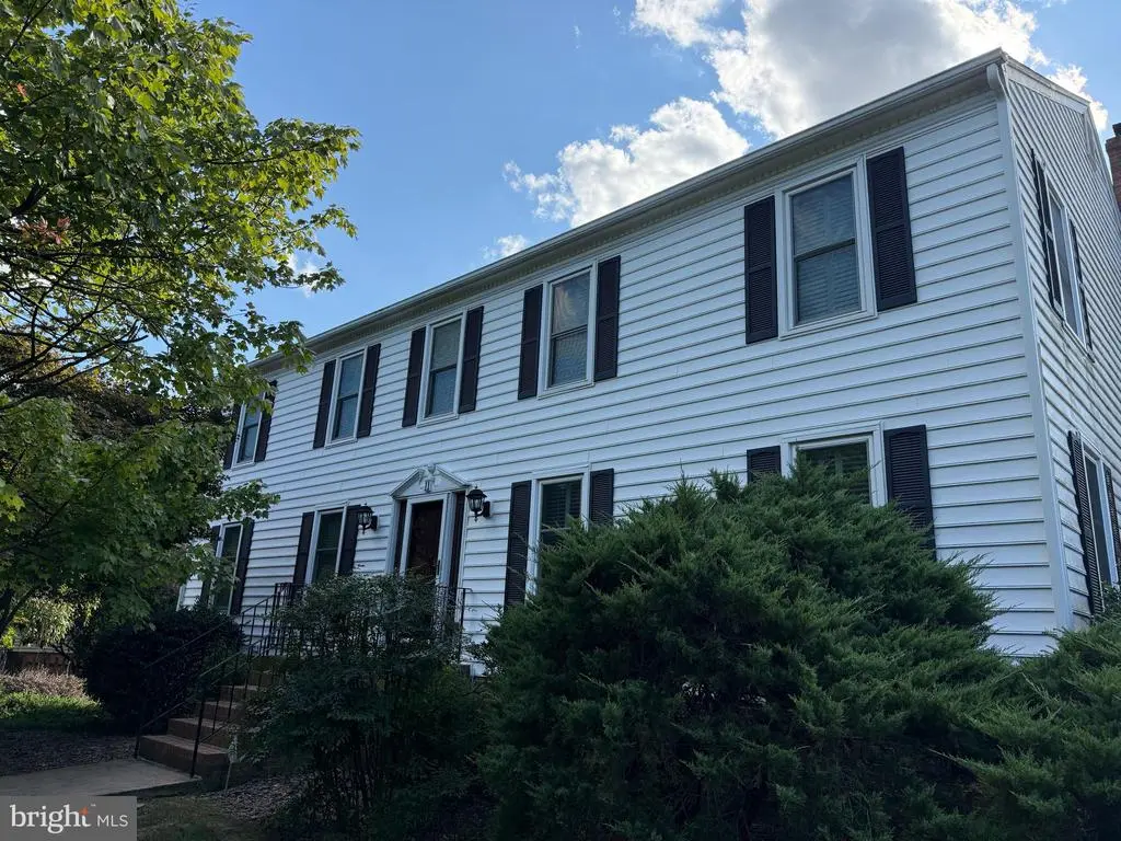 11 North Pointe, Fredericksburg