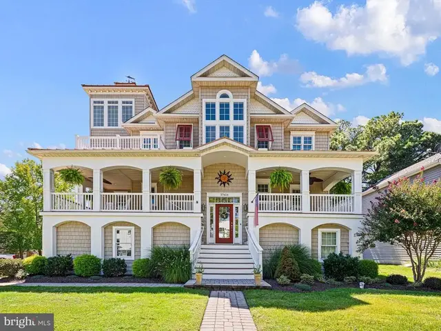 37454 3rd St, Rehoboth Beach