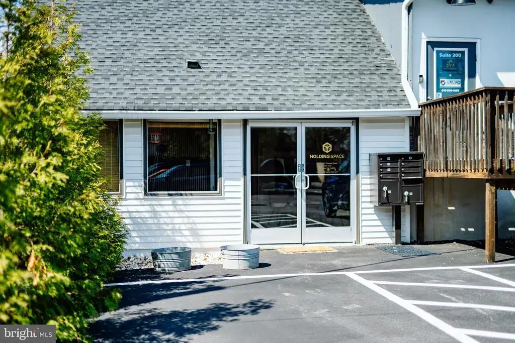 29 S Trooper Rd, NORRISTOWN
