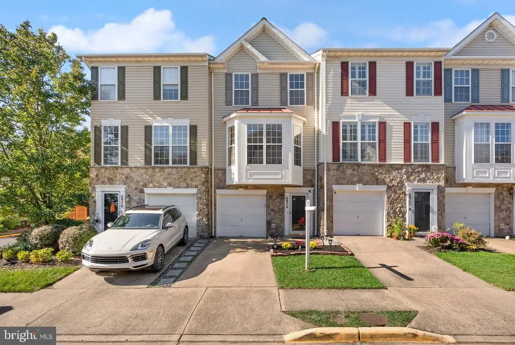 6974 Cromarty Dr, ALEXANDRIA