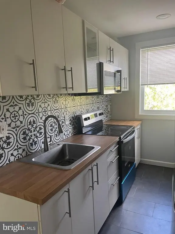 512 Ridge Rd Se #305, WASHINGTON