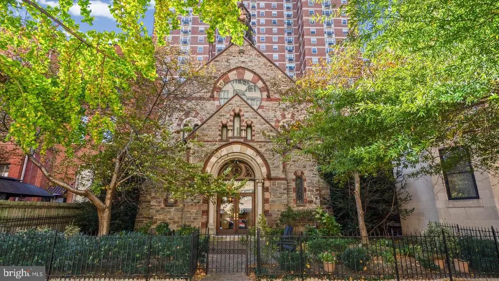 1100 N Calvert St #2, Baltimore