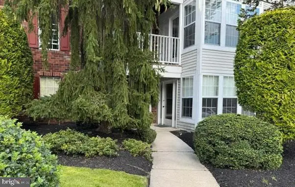 1 Inverness Cir, MARLTON