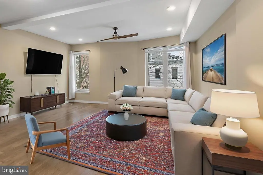 2030 Sepviva St #2, PHILADELPHIA