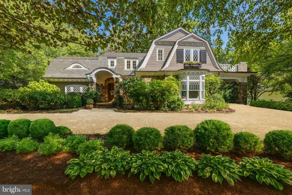 1880 Virginia Ave, MCLEAN